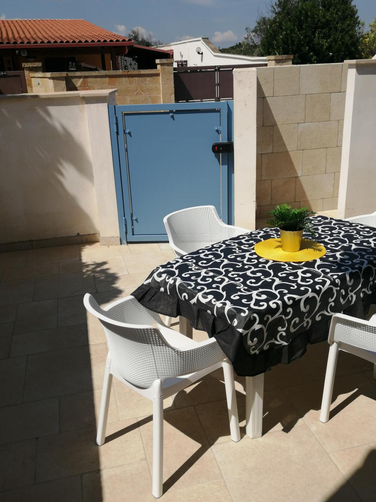 Onde Salentine Deluxe Apartment Casalabate Exterior photo